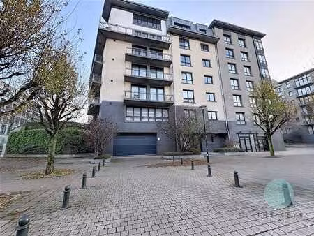 parking/boxe de garage