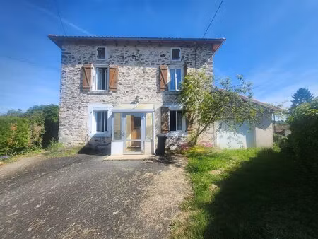 maison en pierre