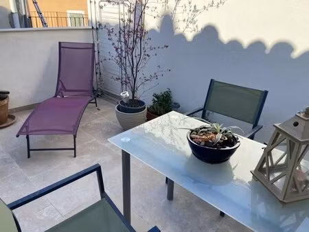 a vendre appartement de t4 avec terrasse à pourrières