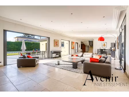 vente maison 7 pièces 425 m² à ecully (69130)  1 249 000 €