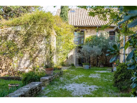 vente maison 19 pièces 676.5 m² à sainte-cécile-les-vignes (84290)  995 000 €