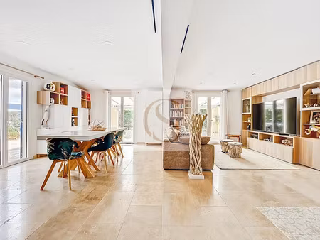 vente maison 10 pièces 247 m² à vidauban (83550)  1 090 000 €