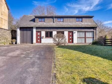 maison habitable de plain-pied avec atelier