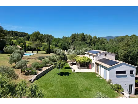 vente maison 10 pièces 300 m² à cadenet (84160)  1 500 000 €