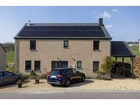 option maison 4ch + 2sdb + jardin
