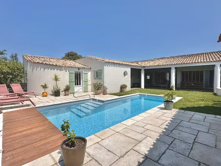 vente maison 6 pièces 192 m² à loix (17111)  1 463 000 €