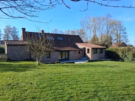 maison 3 ch à louer à silly  jardin spacieux