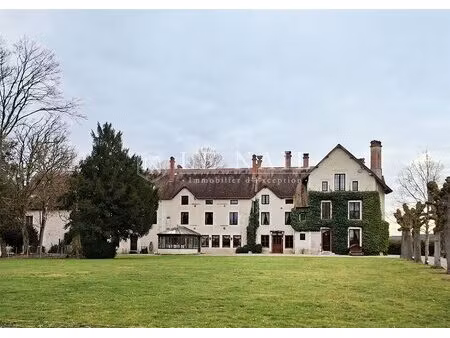 manoir et ses dépendances à vocation évènementielle en haute-mar