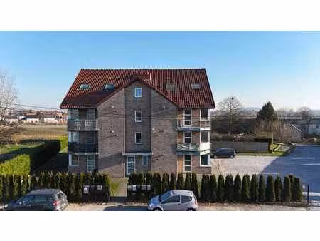 bel appartement 1 chambre avec garage