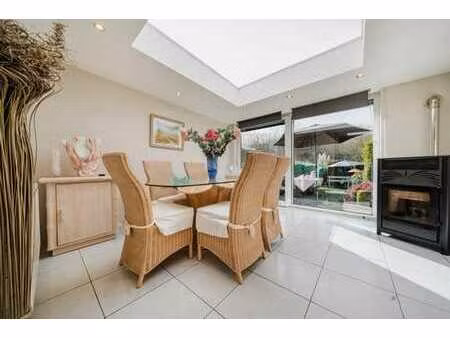 maison familiale lumineuse et parfaitement entretenue