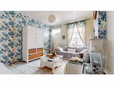 a vendre maison 2 chambres avec jardin et garage