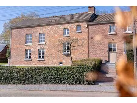 magnifique fermette idéalement située