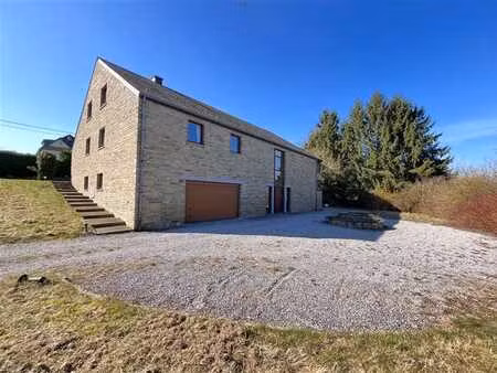 étonnante maison 4 chambres avec piscine intérieure