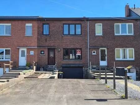 maison mitoyenne - 2 ch - garage dans quartier agréable