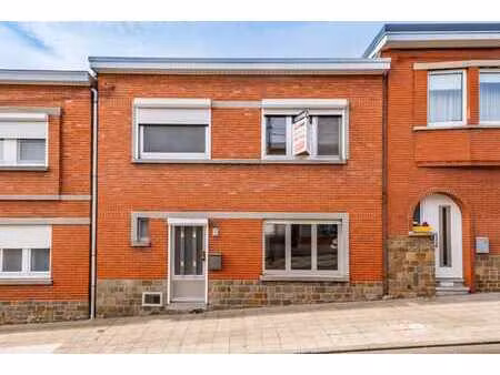 charmante maison avec potentiel à ans