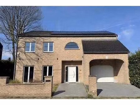 villa 4 chambres - terrasse - jardin - garage