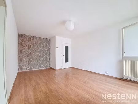a vendre : appartement 2 chambres de 79.57 m² à sainte luce sur loire