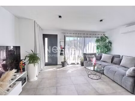 maison neuve 80 m2 avec jardin et 2 places de stationnement privatives