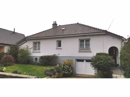 abbeville  proche centre  pavillon individuel avec jardin et