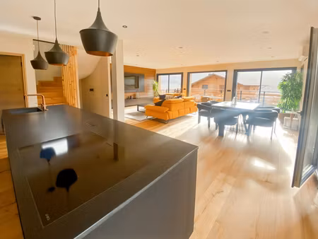 passy coteau chalet t5 de 190 m² avec sous sol 827 k€