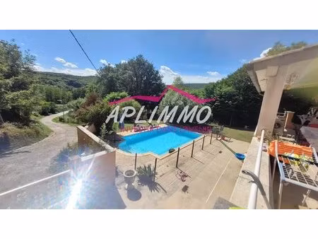 maison avec studio et piscine