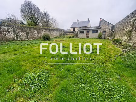 terrain coutances 309 m2