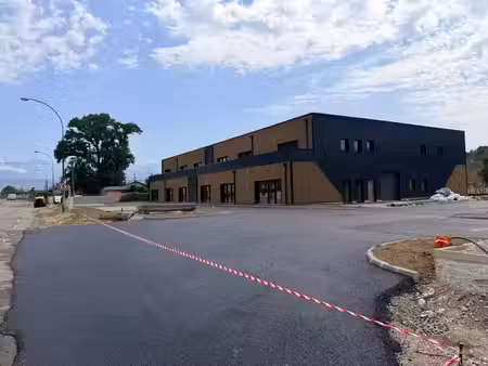 bureau à vendre chignin (73) - 65 65 m2 avec terrasse
