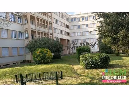 auterive appartement trois pièces 92000€ fai