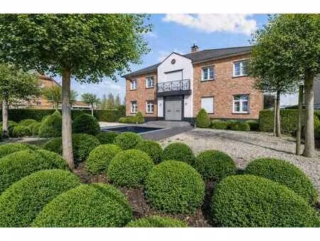 ruime en energiezuinige villa met 6 slaapkamers nabij het...