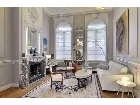 maison bourgeoise rénovée d'environ 459m²  6 chambres