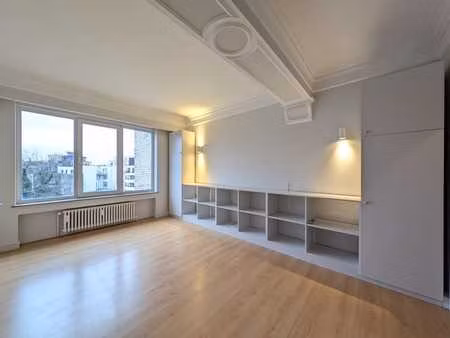 appartement 1ch  avenue louise  ixelles - lumineux