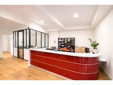 location bureaux 321 m²