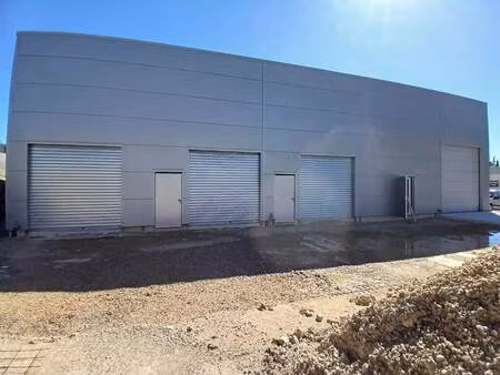 location commerce beziers 34500 175m²