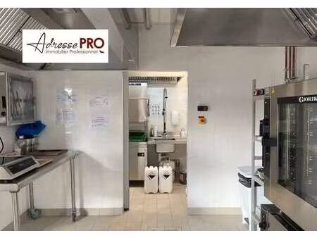 location commerce bordeaux 33300 180m²