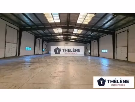 location entrepôt 1 620 m²
