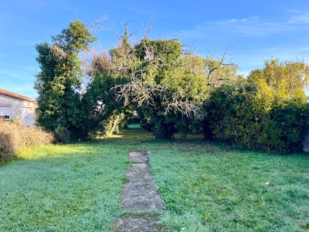 terrain à vendre la jarne 400m2 163 500€