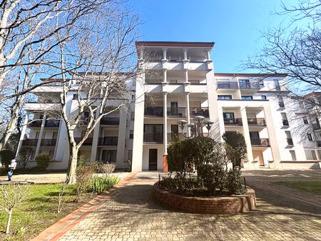 t1 avec balcon + parking - emplacement idéal rangueil