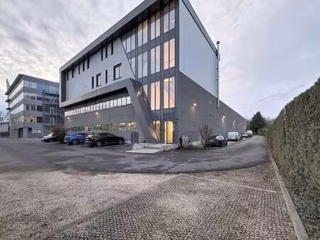 forest / drogenbos : plateau de bureaux neuf ± 400 m²