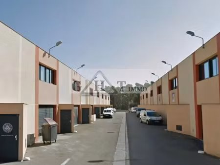 location entrepôt antibes 06600 380m²
