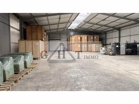 location entrepôt meaux 77100 5519m²