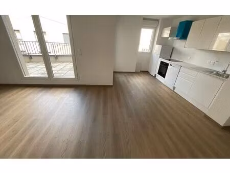 location appartement  m² t-3 à templeuve  990 €