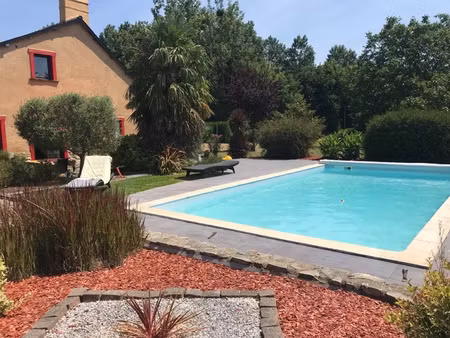location maison piscine à melesse (35520) : à louer piscine / 172m² melesse