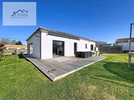 vente maison à grosbreuil (85440) : à vendre / 103m² grosbreuil