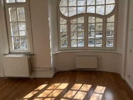 appartement 1 chambre/ bureau simonis