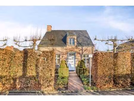 zeer mooie kwalitatieve woning in centrum bouwel