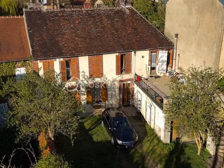 immeuble de 165 m² à villeneuve-sur-yonne