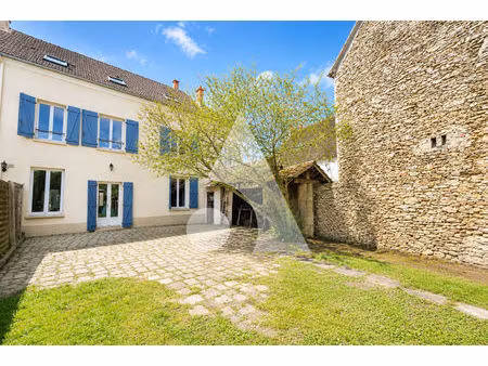 maison de caractère à amillis 196 m²  dépendance et fort potentiel
