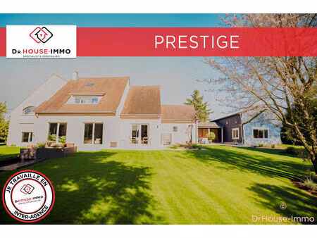 très grande maison familiale de 225m2 + hangar habitable de 100m2 dans un écrin de verdure