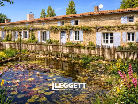 maison 13 pièce(s)  villefagnan