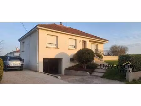 vente maison à sainte-pazanne (44680) : à vendre / 87m² sainte-pazanne